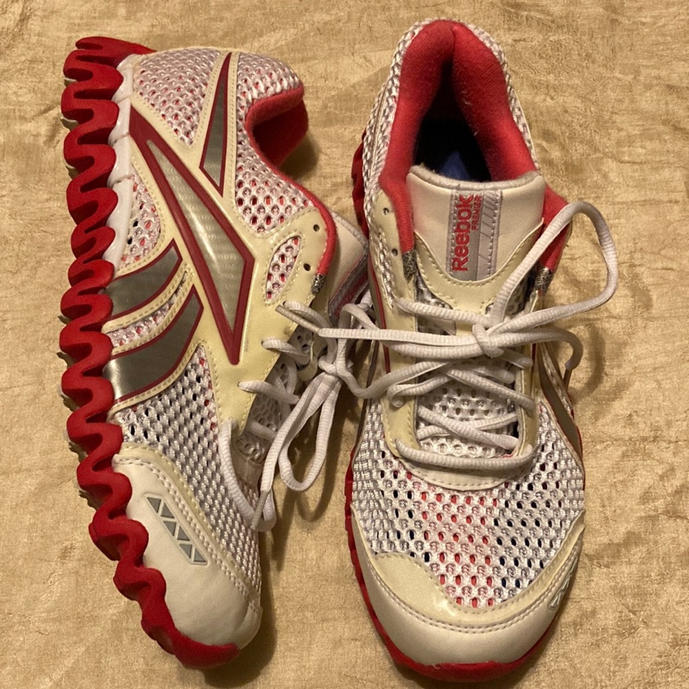 Reebok Zignano Womens Running Shoes No Insoles